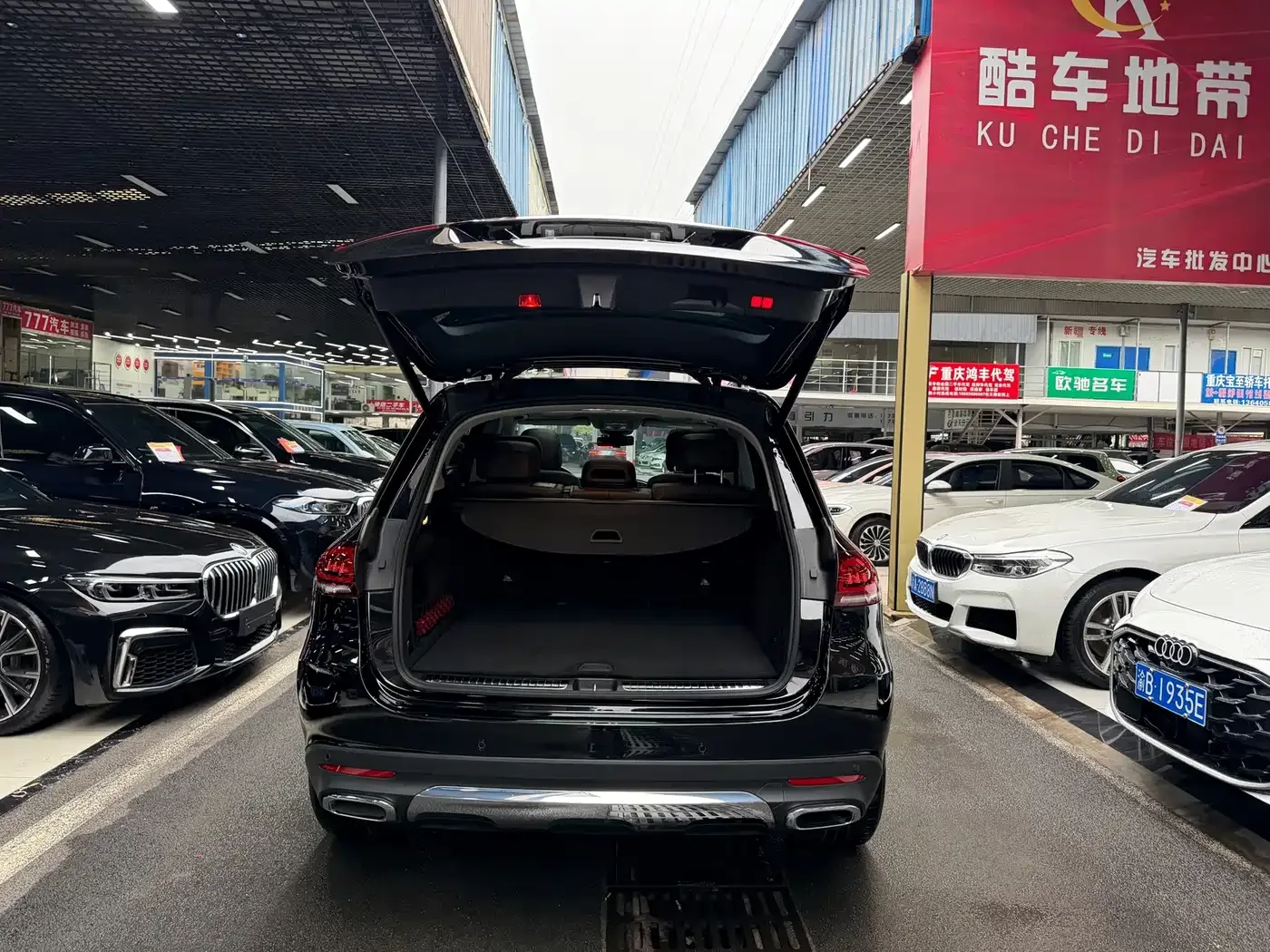 Mercedes-Benz Mercedes-Benz GLE 2021 GLE 350 4MATIC Dynamic — Фото автомобиля 27