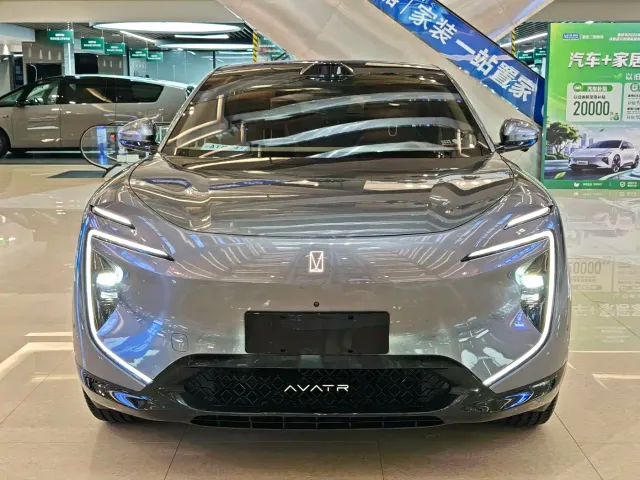 Avatr 07 — Фото автомобиля 2