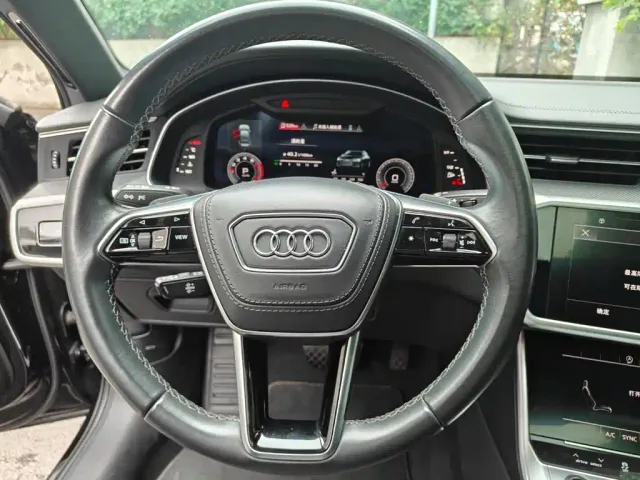 Audi A6L — Фото автомобиля 5