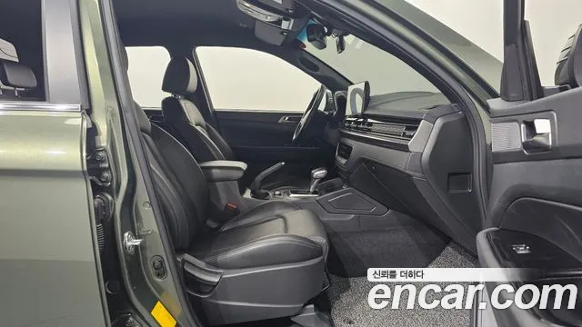 KG_Mobility_Ssangyong Rexton Новый Rexton Sport Дизель 2.2 4WD — Фото автомобиля 10