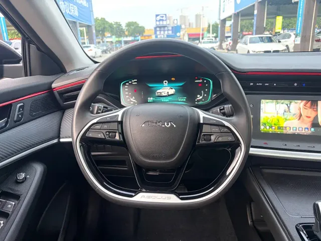 Dongfeng Yixuan MAX — Фото автомобиля 19
