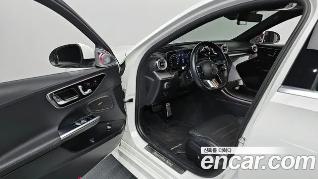 Mercedes-Benz C-Class — Фото автомобиля 11