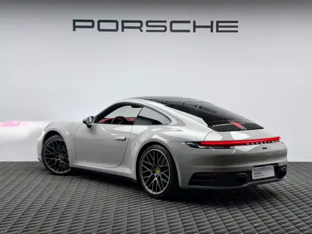 Porsche 911 — Фото автомобиля 5