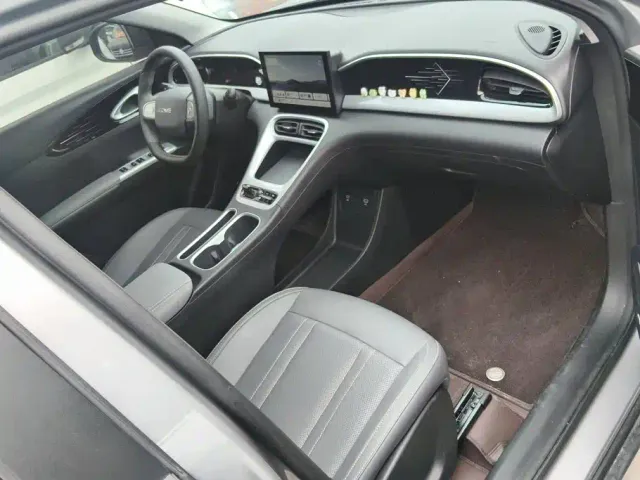 Geely Starry Wish — Фото автомобиля 8