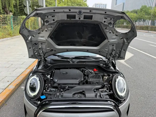 MINI Hatch — Фото автомобиля 21