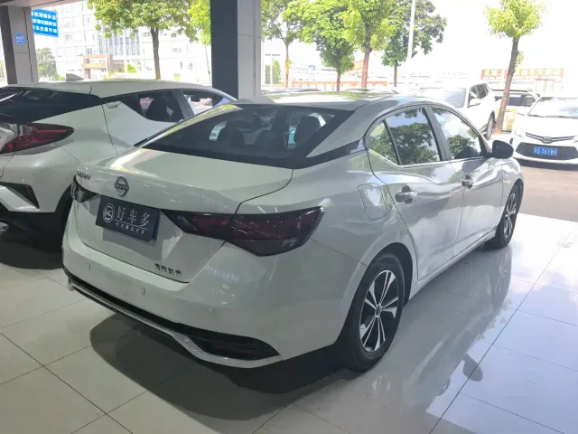 Nissan Sylphy — Фото автомобиля 3