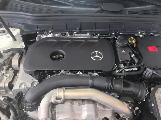 Mercedes-Benz GLB-Class — Фото автомобиля 10