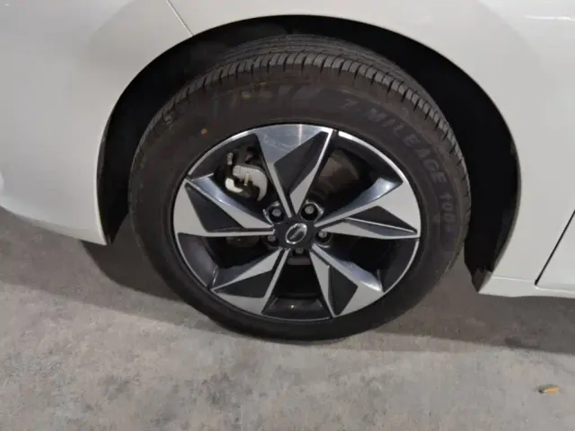 GAC Trumpchi M6 — Фото автомобиля 22