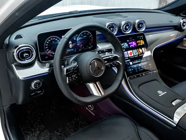 Mercedes-Benz C-Class — Фото автомобиля 24