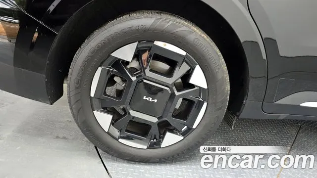 Kia Canival Новый Carnival 4 поколение Дизель 9 мест Signature — Фото автомобиля 5