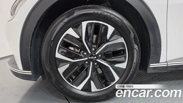 Kia EV6 — Фото автомобиля 5