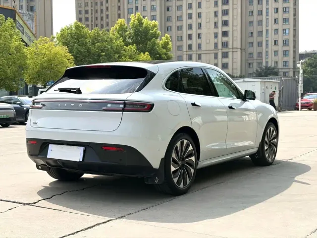 Aito M5 — Фото автомобиля 5
