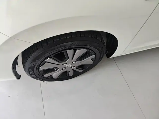 Honda Fit — Фото автомобиля 24