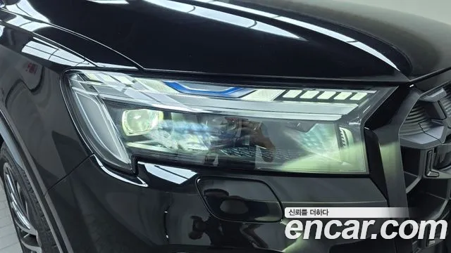 Audi SQ7 4M — Фото автомобиля 7