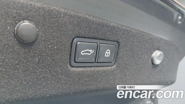 Kia K8 K8 Hybrid — Фото автомобиля 23
