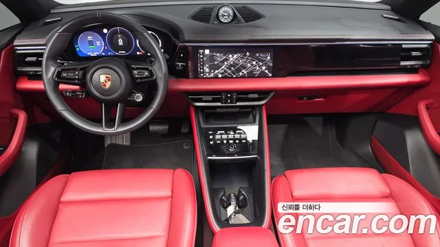 Porsche Macan Electric — Фото автомобиля 10