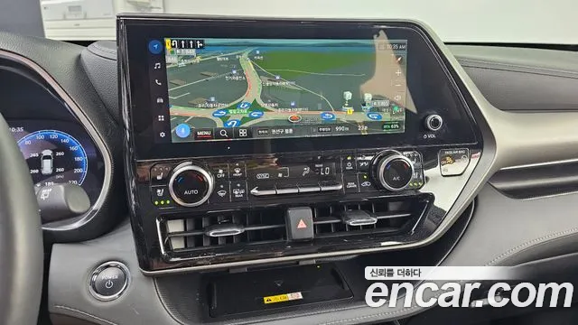 Toyota Highlander — Фото автомобиля 14