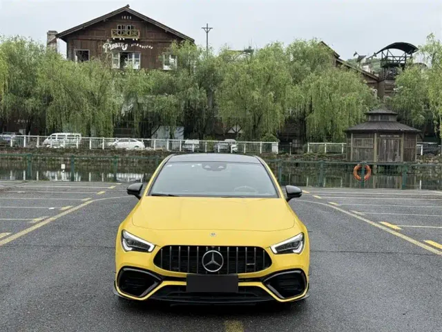 Mercedes-Benz CLA-Class AMG — Фото автомобиля 6