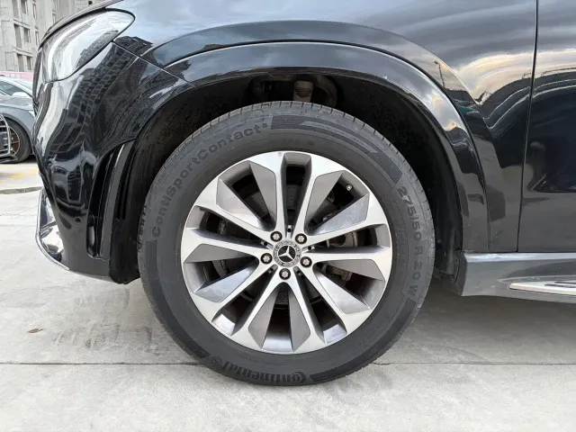 Mercedes-Benz GLE-Class — Фото автомобиля 18