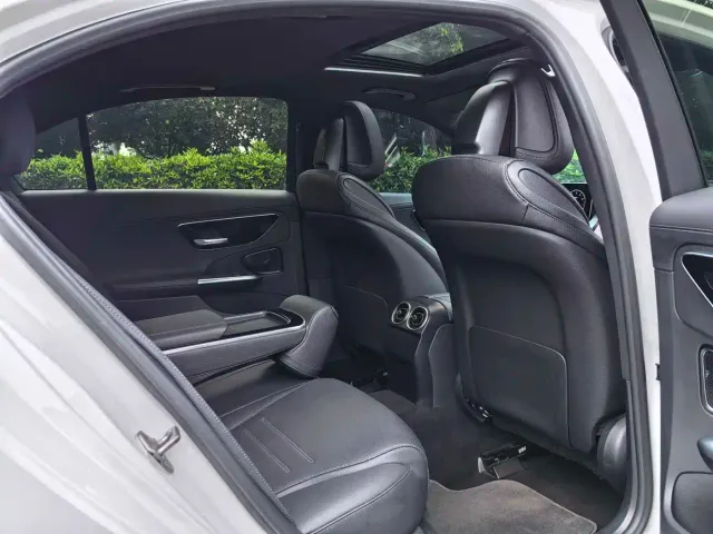 Mercedes-Benz C-Class — Фото автомобиля 7