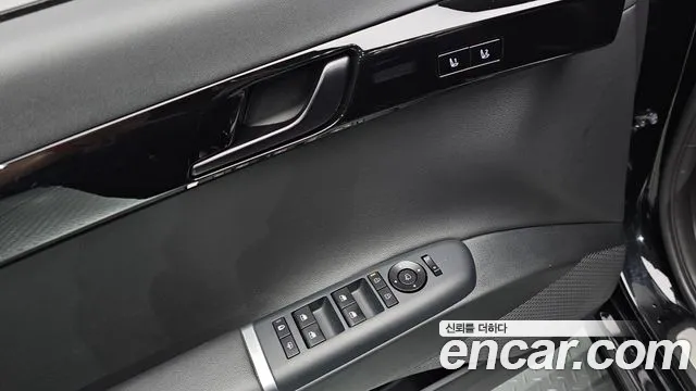 Hyundai Grandeur GN7 — Фото автомобиля 20