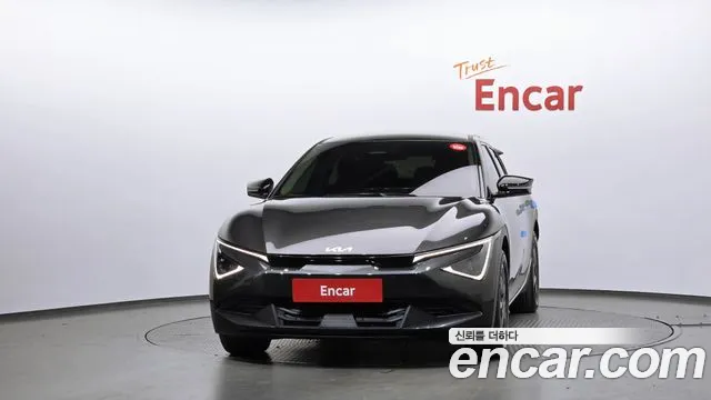 Kia EV6 New — Фото автомобиля 3