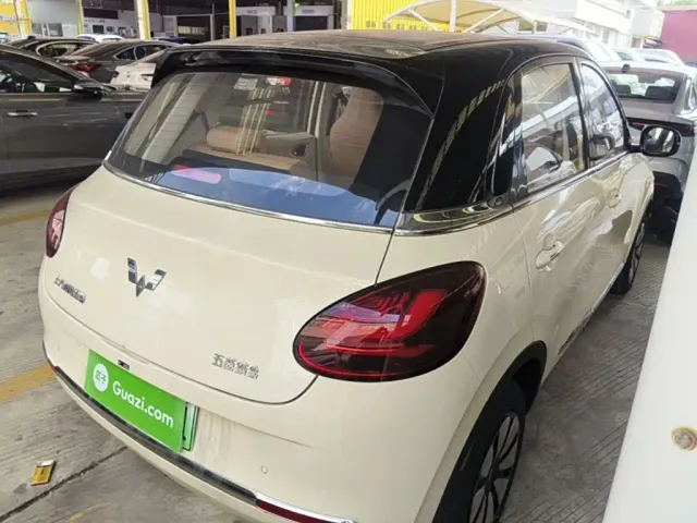 Wuling Bingo — Фото автомобиля 6