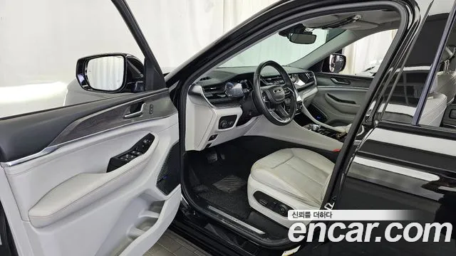 Jeep Cherokee Grand Cherokee(WL) L 3.6 Overland — Фото автомобиля 10