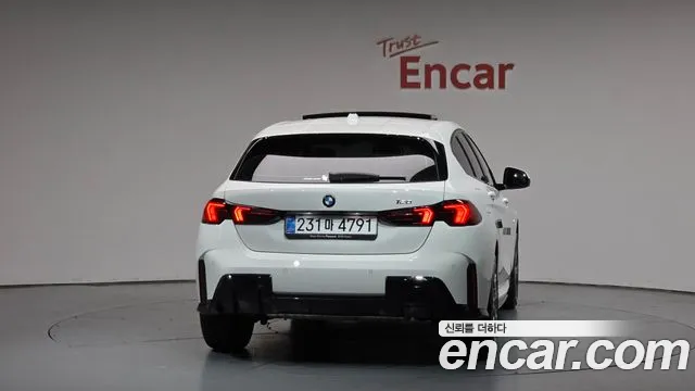 BMW 1-Series — Фото автомобиля 3