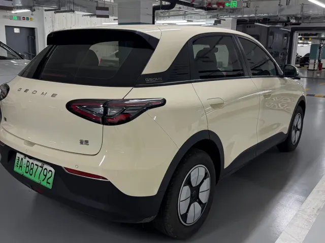 Geely Starry Wish — Фото автомобиля 5