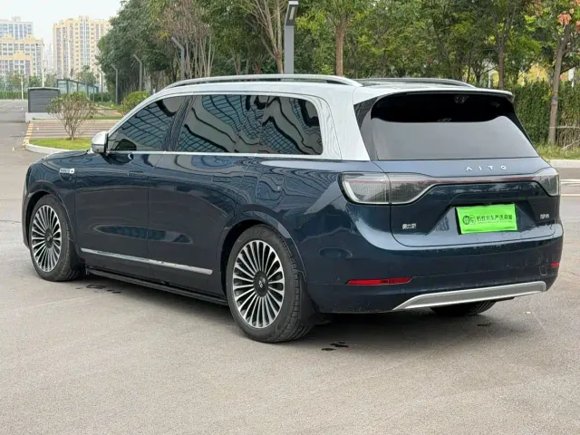 Aito M9 — Фото автомобиля 6