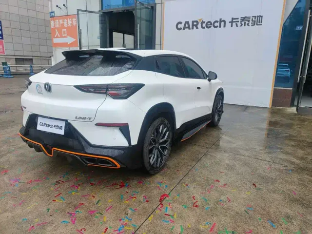 Changan UNI-T — Фото автомобиля 9
