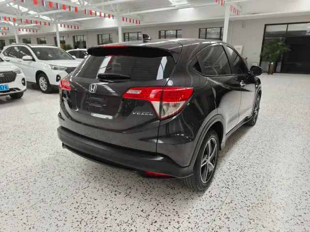 Honda Vezel — Фото автомобиля 7
