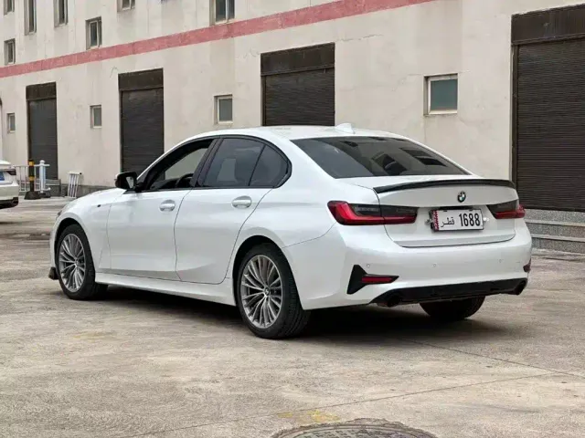 BMW 3 Series — Фото автомобиля 7