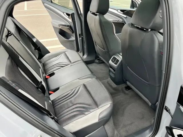 Volkswagen ID.4 CROZZ 2021 High Performance PRIME Limited Edition — Фото автомобиля 16