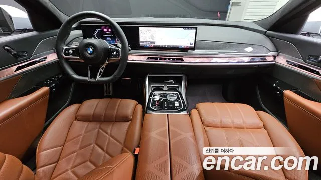 BMW 7 Series G70 — Фото автомобиля 10