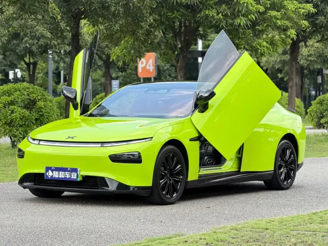 Фотография автомобиля — Xpeng P7