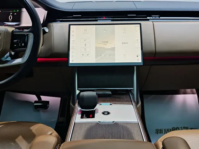 Land Rover Range Rover — Фото автомобиля 16