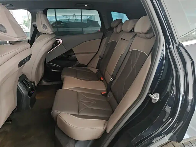 BMW X3 — Фото автомобиля 16