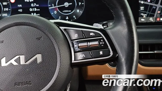 Kia Seltos New — Фото автомобиля 24