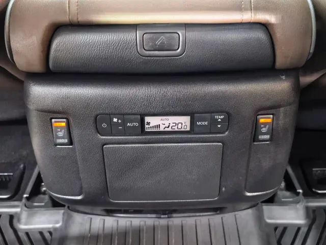 Nissan Patrol — Фото автомобиля 13