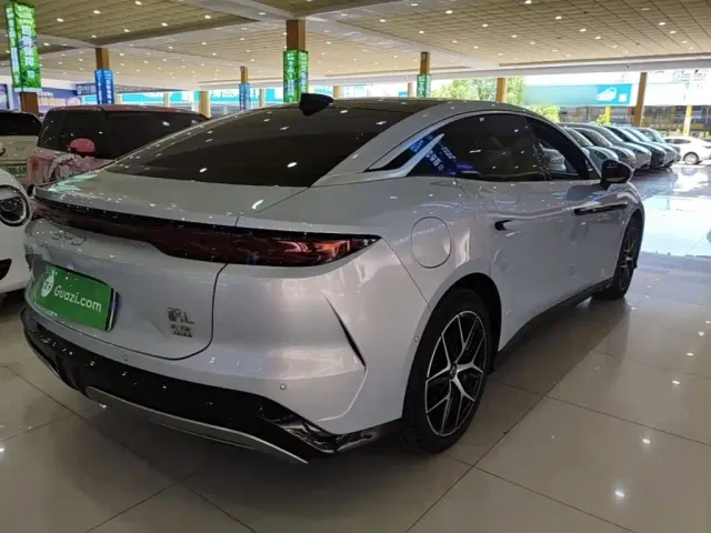 BYD Han L — Фото автомобиля 6
