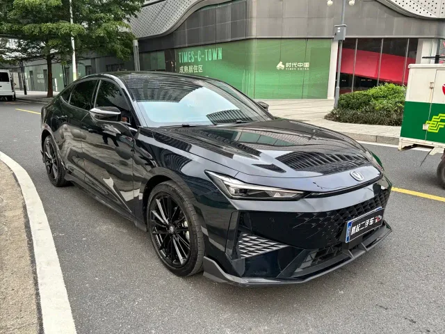 Changan UNI-V — Фото автомобиля 3