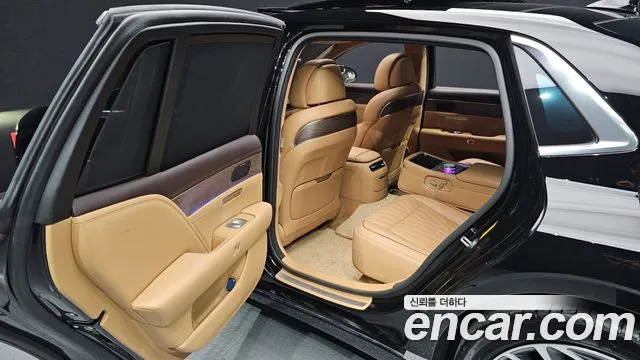 Genesis G90 Бензин 3.5 турбо AWD — Фото автомобиля 12