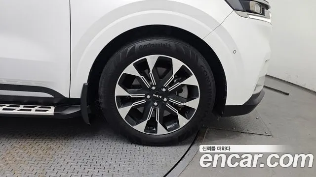 Kia Canival Carnival 4 поколение Дизель 9 мест Signature — Фото автомобиля 19