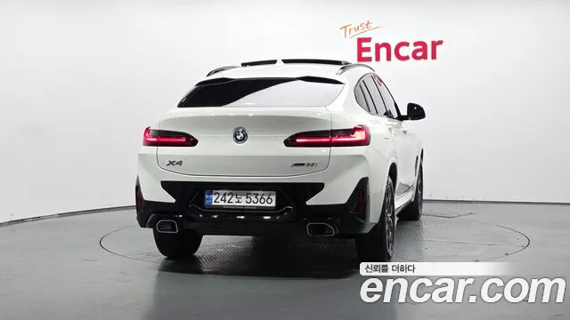 BMW X4 xDrive20i M Sport — Фото автомобиля 4