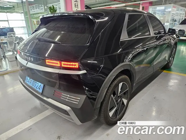 Hyundai Ioniq 5 — Фото автомобиля 5