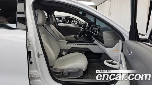 Hyundai Ioniq 6 — Фото автомобиля 17