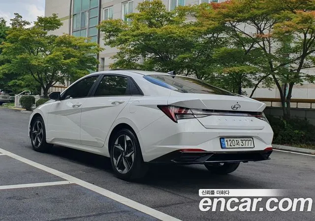 Hyundai AVANTE Avante (CN7) — Фото автомобиля 8