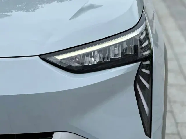 GAC Aion Y — Фото автомобиля 12